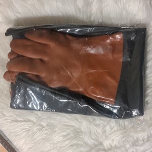 Thick long rubber gloves